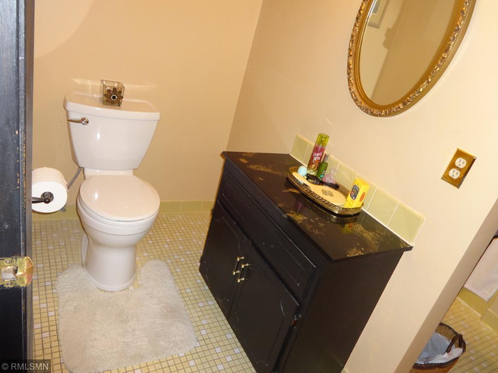 8165 Pennsylvania Road Bloomington, MN 55438 - Photo 23 of 37 Gallery Image 23
