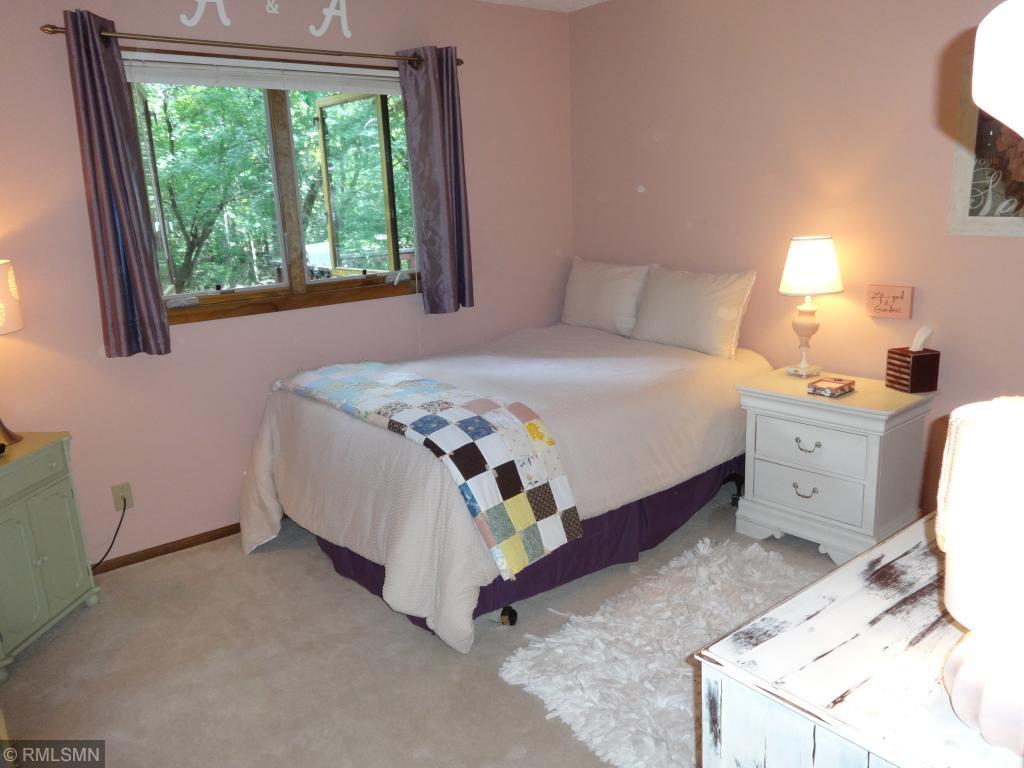 8165 Pennsylvania Road Bloomington, MN 55438 - Photo 24 of 37 Gallery Image 24