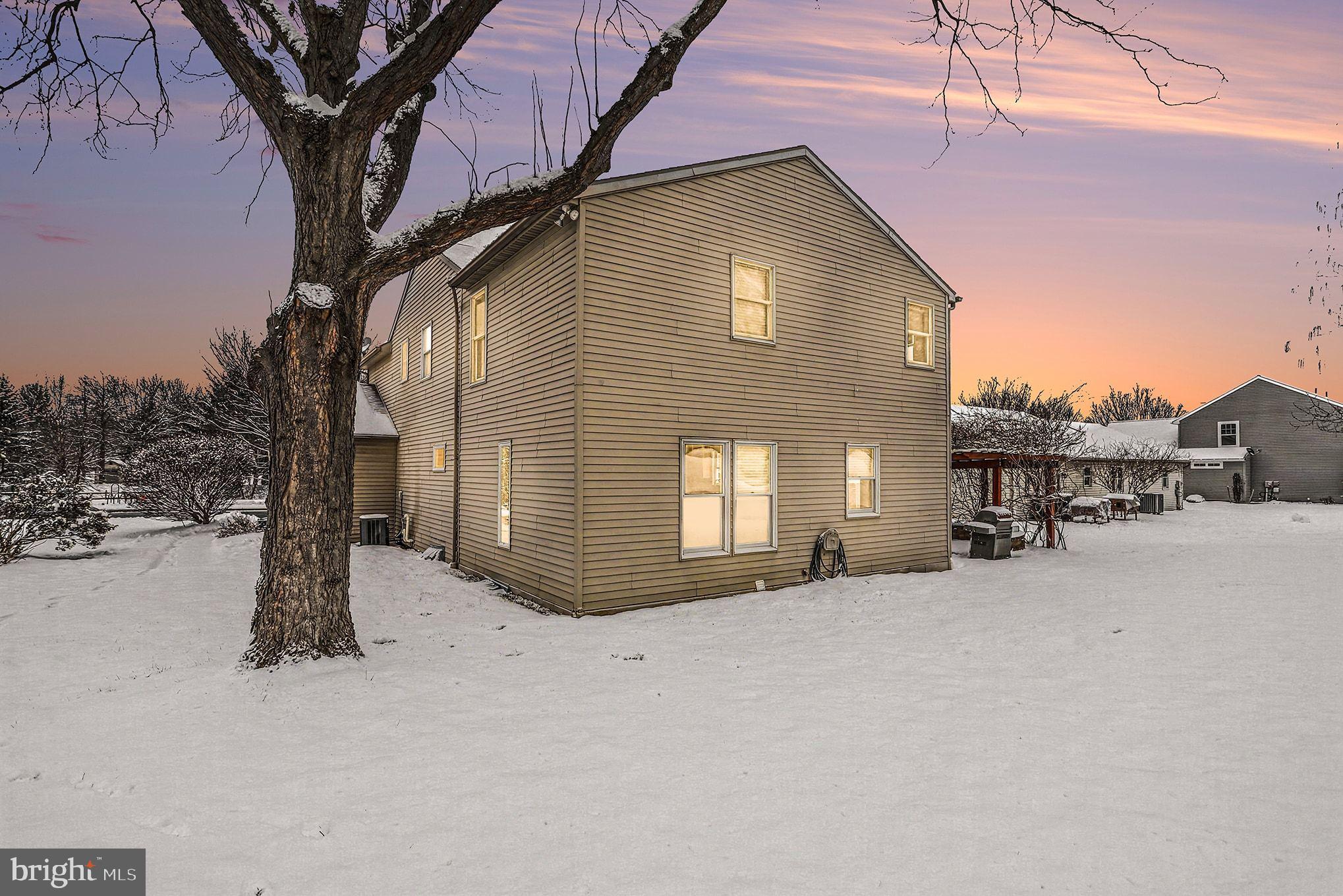 222 East 6th Street Lititz, PA 17543 - Photo 3 of 53