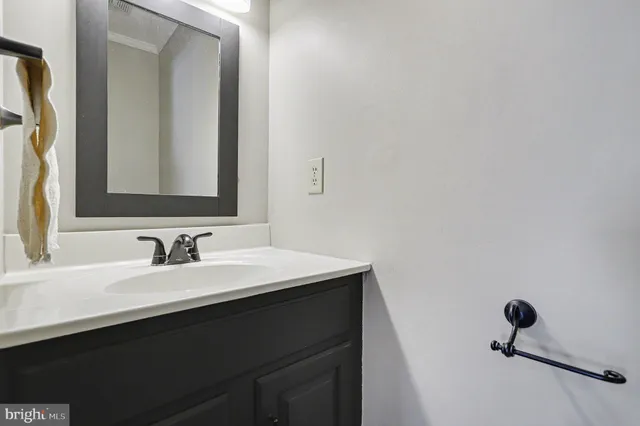 $475,000 | 222 East 6th Street, Lititz, PA 17543