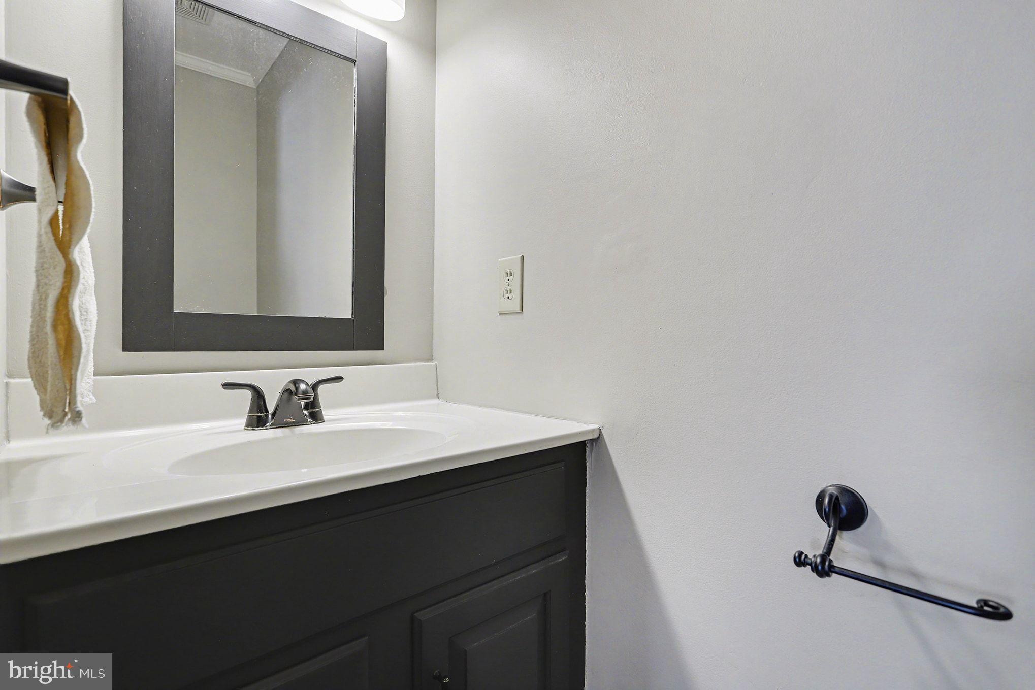 222 East 6th Street Lititz, PA 17543 - Photo 41 of 53