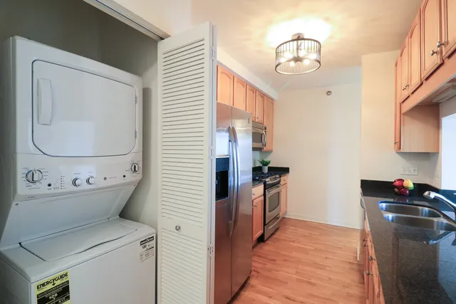$3,300 | 1160 South Michigan Avenue, Unit 2502, Chicago, IL 60605