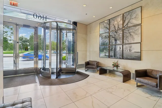 $3,300 | 1160 South Michigan Avenue, Unit 2502, Chicago, IL 60605