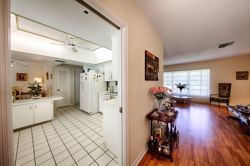 510 Silver Lane Boca Raton, FL 33432 - Photo 15 of 34 .