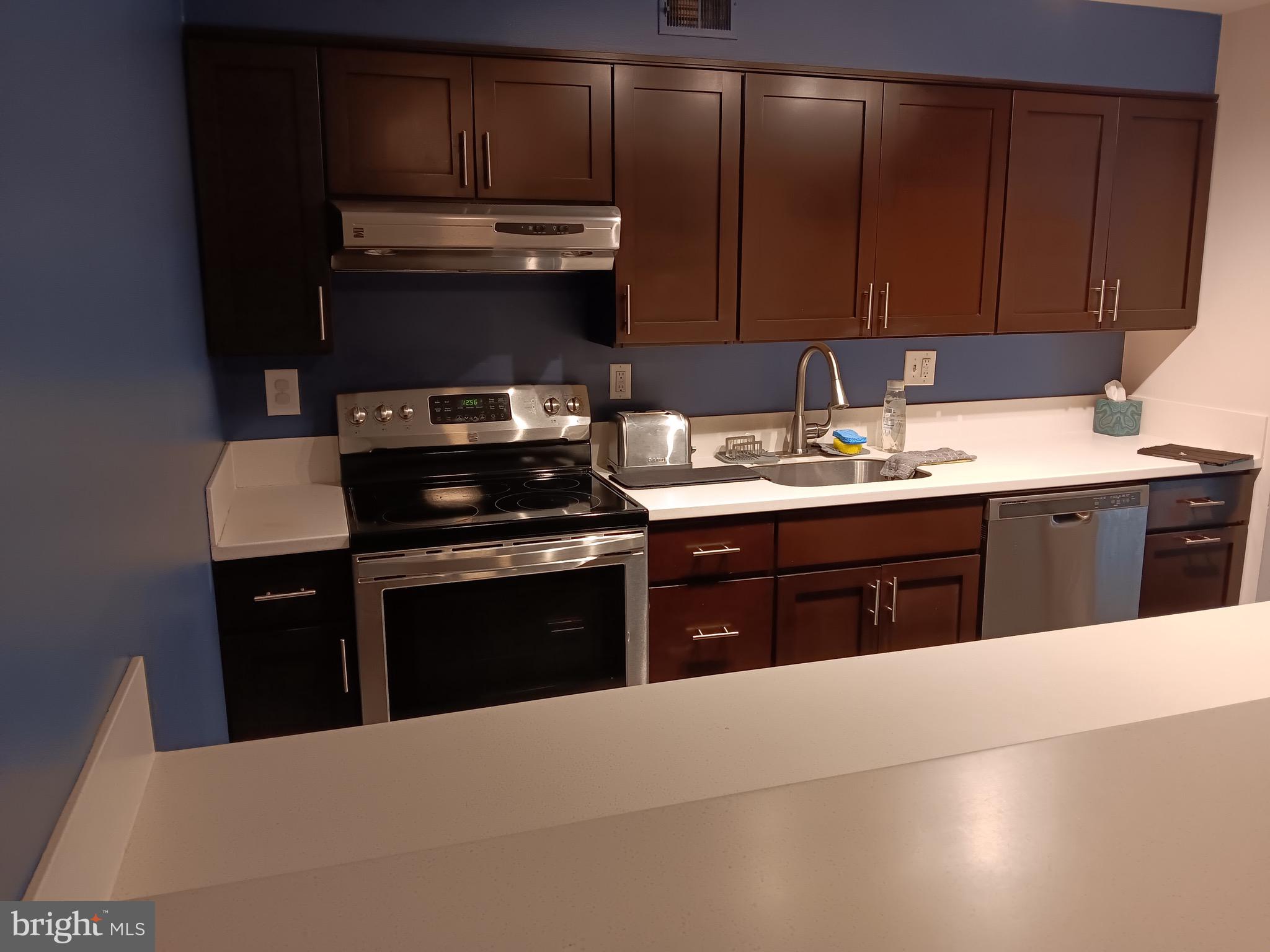128 West Barre Street, Unit R 34 Baltimore, MD 21201 - Photo 11 of 26