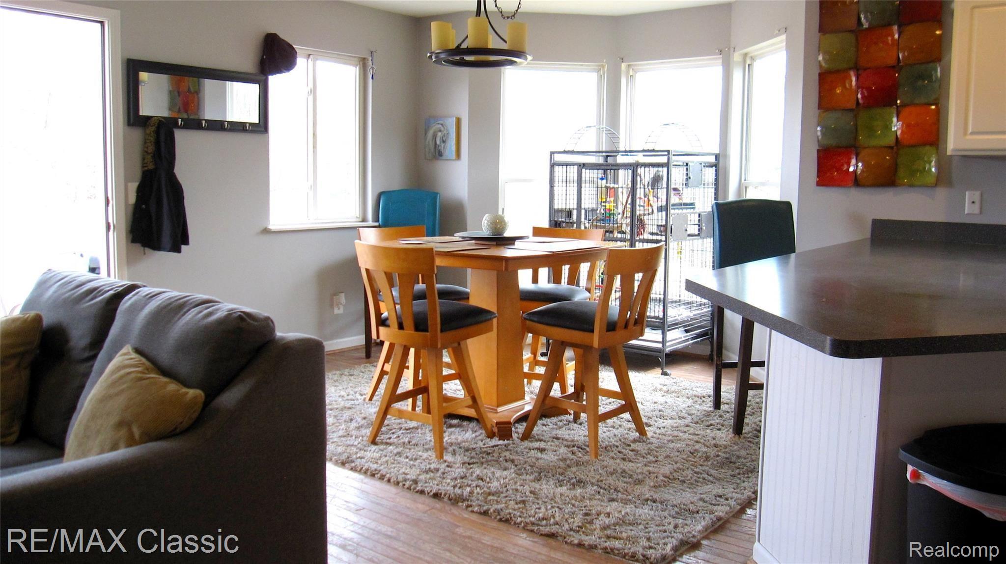 8650 North Rushton Road South Lyon, MI 48178 - Photo 10 of 17 Dining Room.JPG