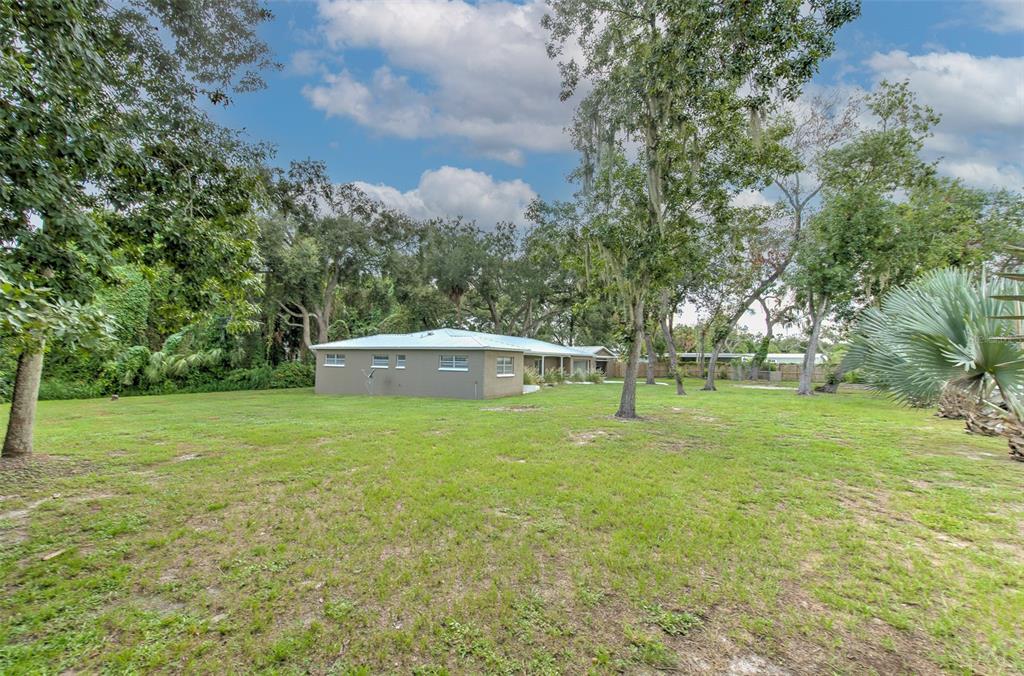 8825 Cobb Road Riverview, FL 33578 - Photo 10 of 42 Gallery Image 10