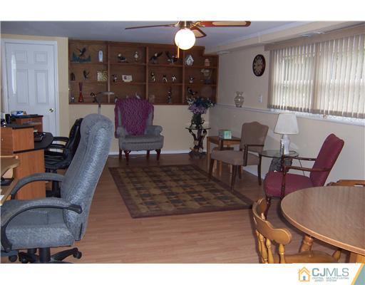 73 Albemarle Road Colonia, NJ 07067 - Photo 18 of 25 Gallery Image 18