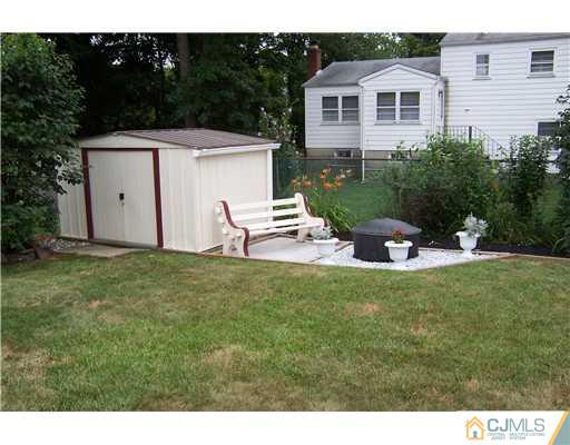 73 Albemarle Road Colonia, NJ 07067 - Photo 22 of 25 Gallery Image 22