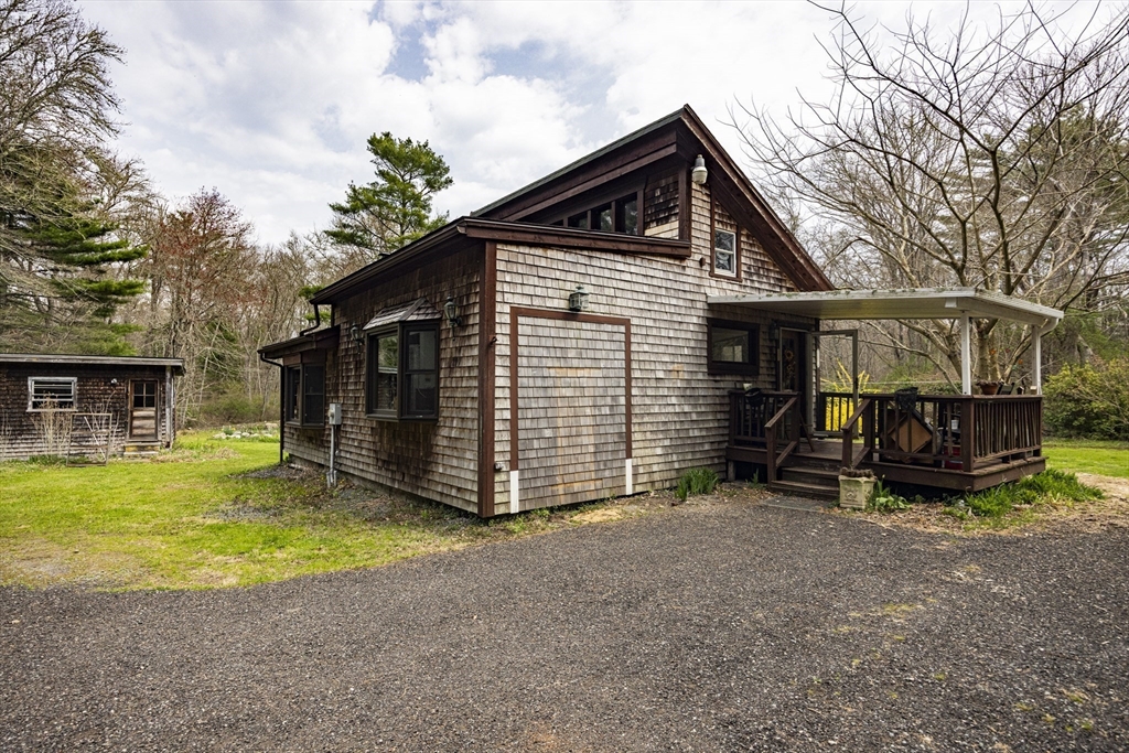 299 Mill Road Fairhaven, MA 02719 - Photo 11 of 40