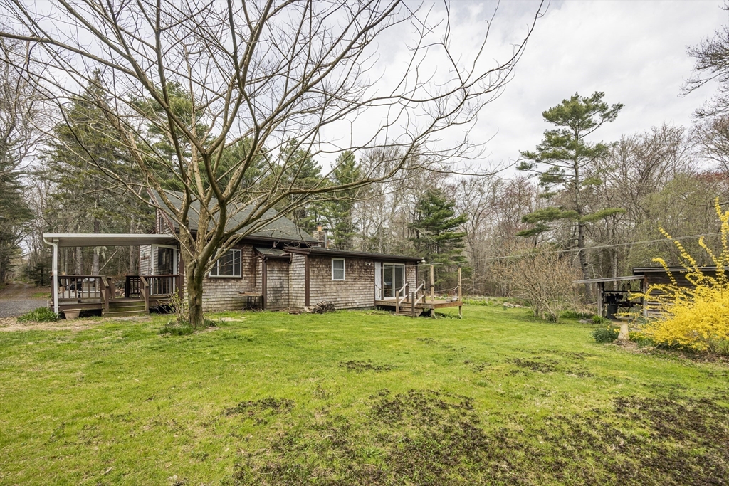 299 Mill Road Fairhaven, MA 02719 - Photo 15 of 40