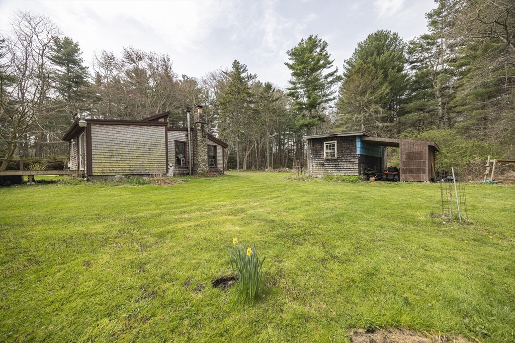 299 Mill Road Fairhaven, MA 02719 - Photo 16 of 40