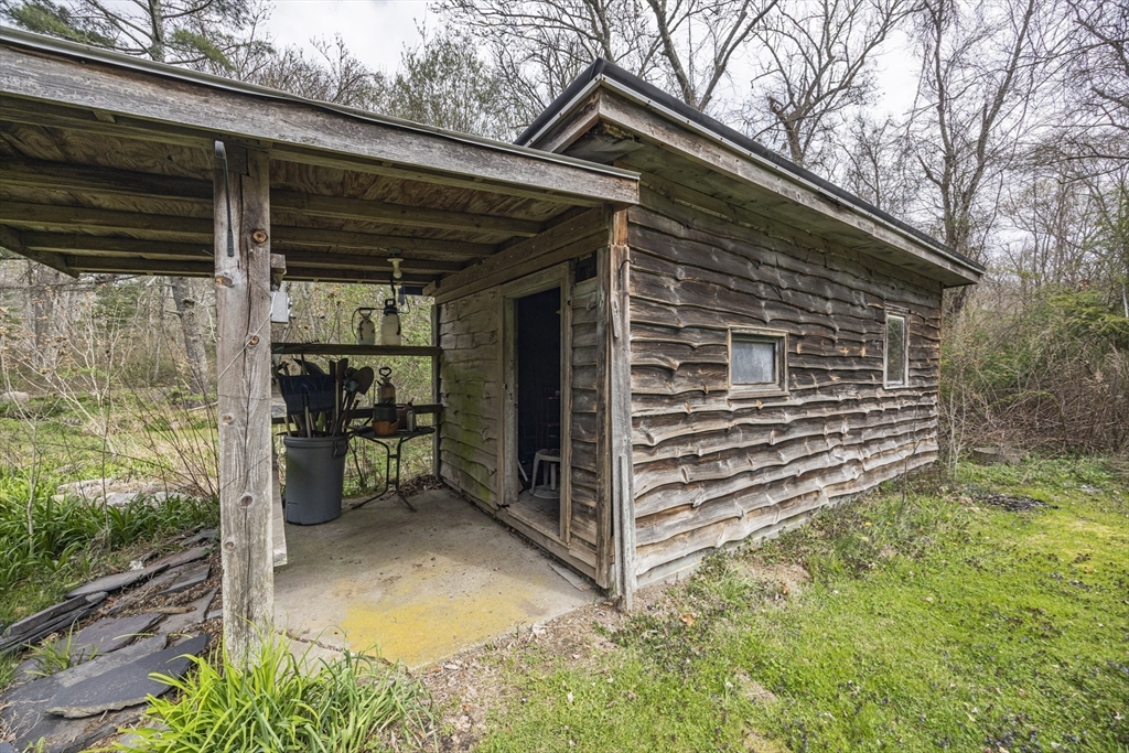 299 Mill Road Fairhaven, MA 02719 - Photo 22 of 40