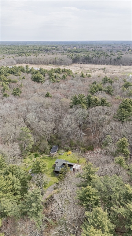 299 Mill Road Fairhaven, MA 02719 - Photo 9 of 40