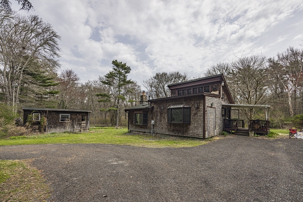 299 Mill Road Fairhaven, MA 02719 - Photo 10 of 40