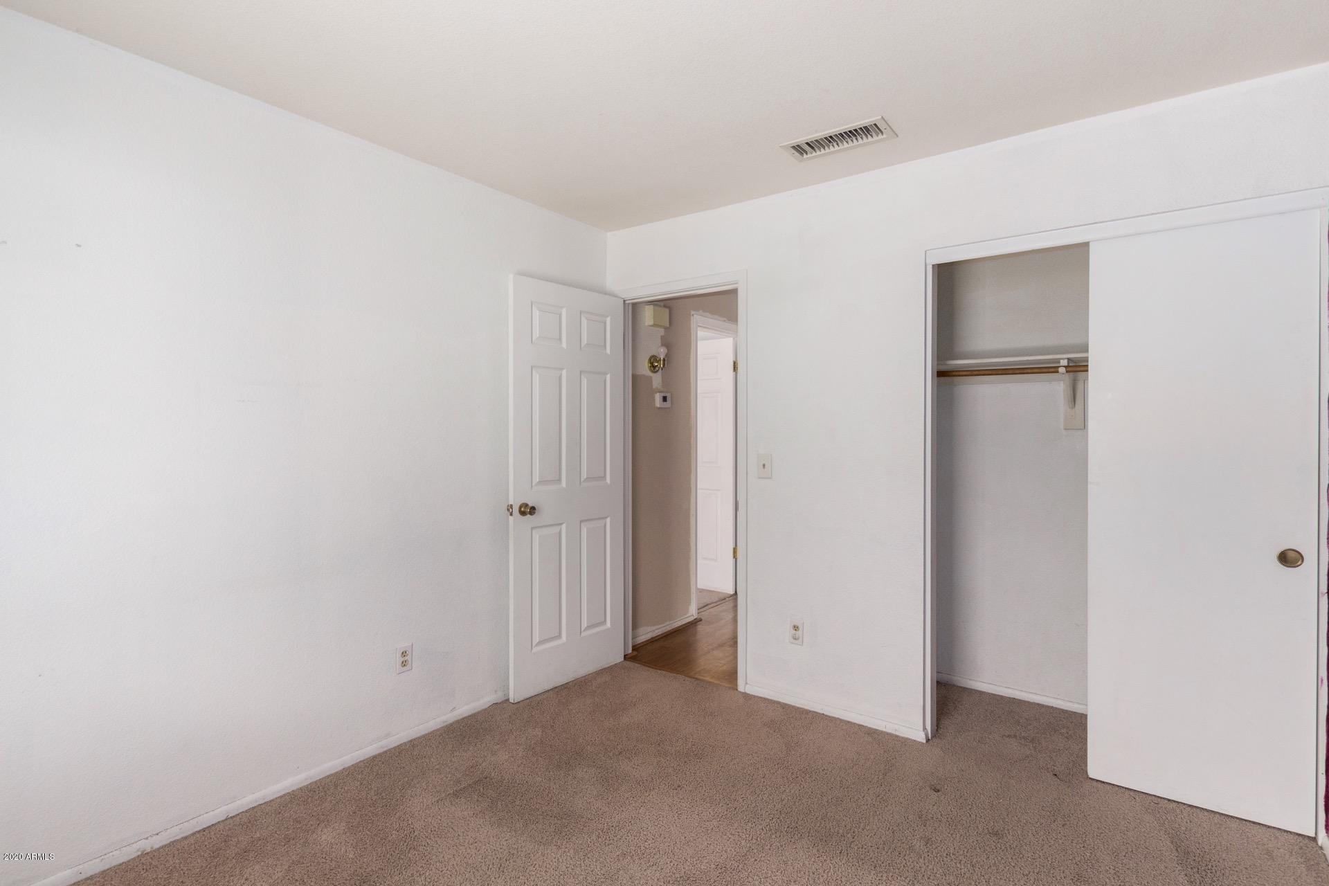 1705 East Carter Road Phoenix, AZ 85042 - Photo 15 of 25 Carter 16