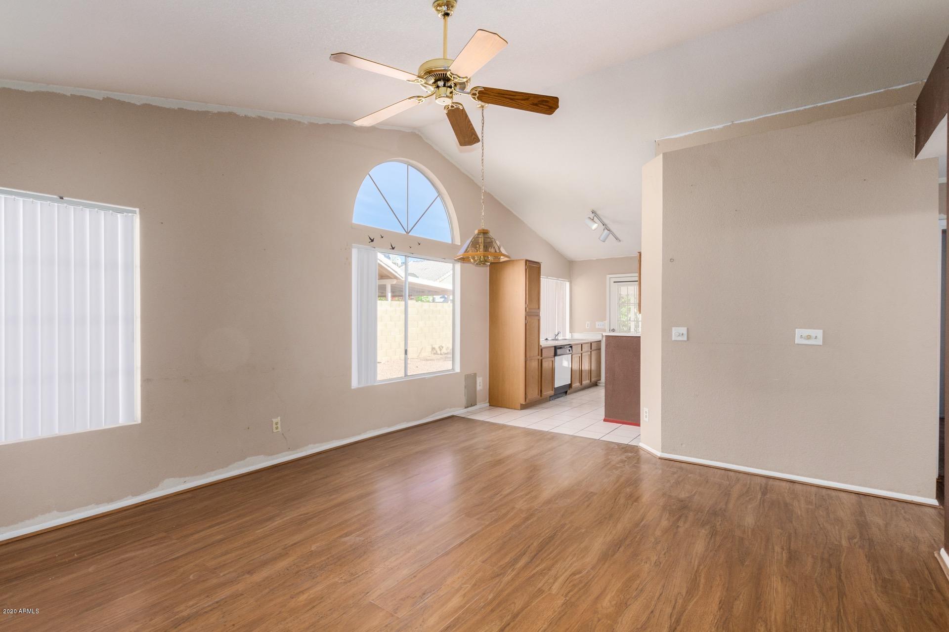 1705 East Carter Road Phoenix, AZ 85042 - Photo 3 of 25 Carter 4