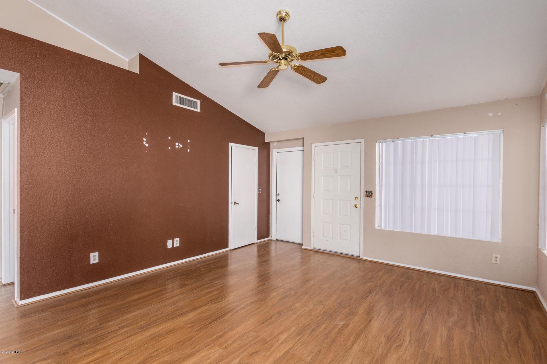1705 East Carter Road Phoenix, AZ 85042 - Photo 5 of 25 Carter 6