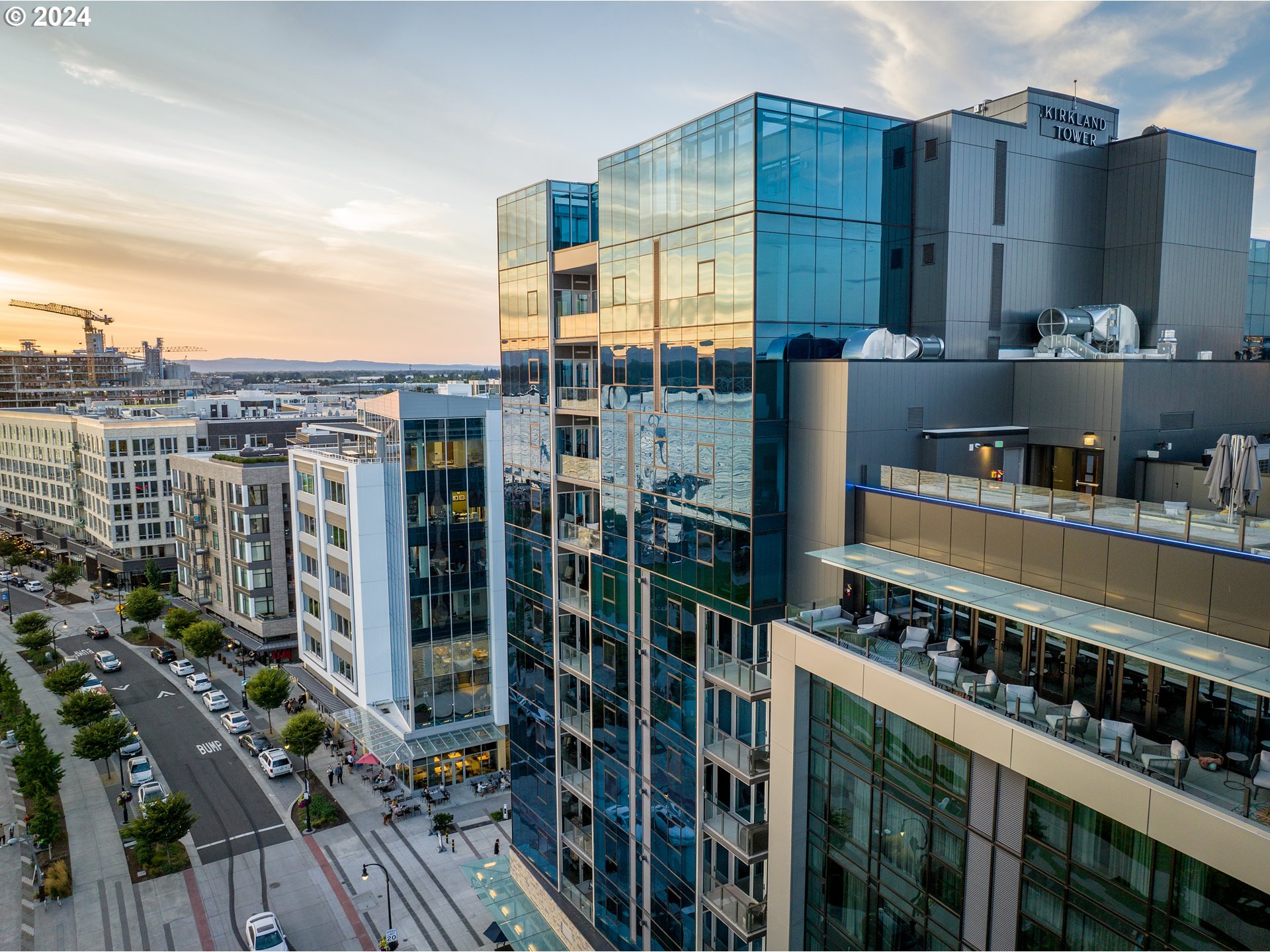 590 Waterfront Way, Unit 302 Vancouver, WA 98660 - Photo 2 of 48