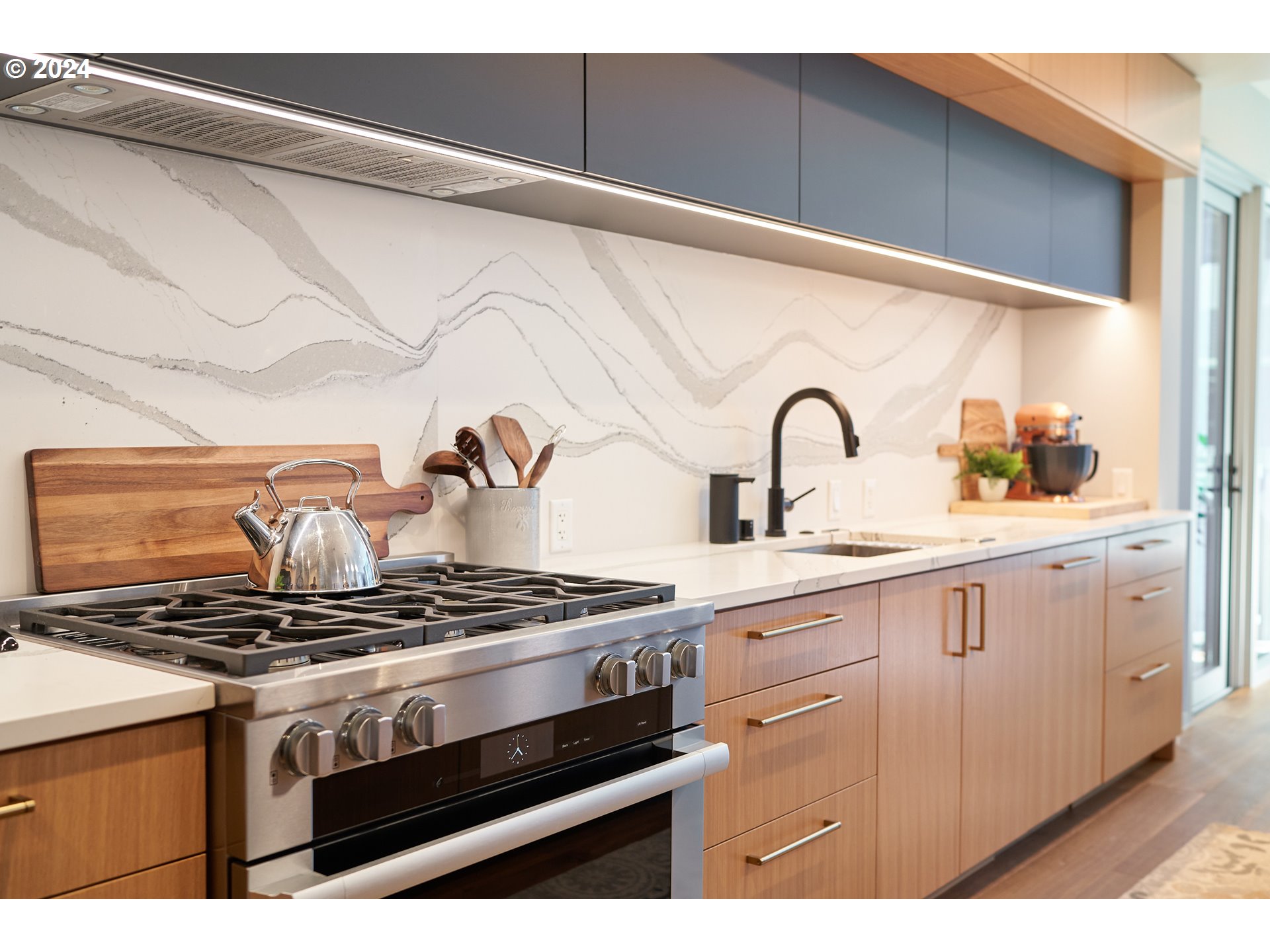 590 Waterfront Way, Unit 302 Vancouver, WA 98660 - Photo 23 of 48