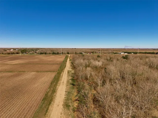 $1,100,000 | 5735 Van Steinburg, East Bernard, TX 77435