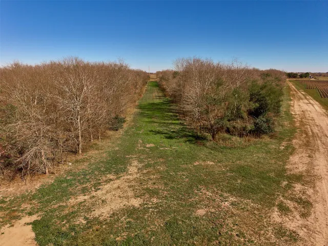 $1,100,000 | 5735 Van Steinburg, East Bernard, TX 77435