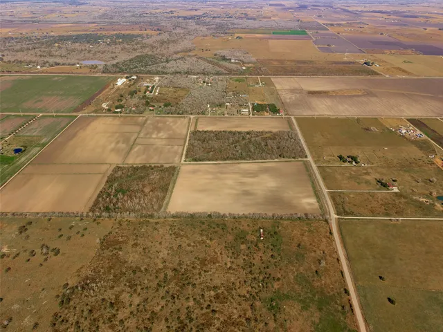 $1,100,000 | 5735 Van Steinburg, East Bernard, TX 77435