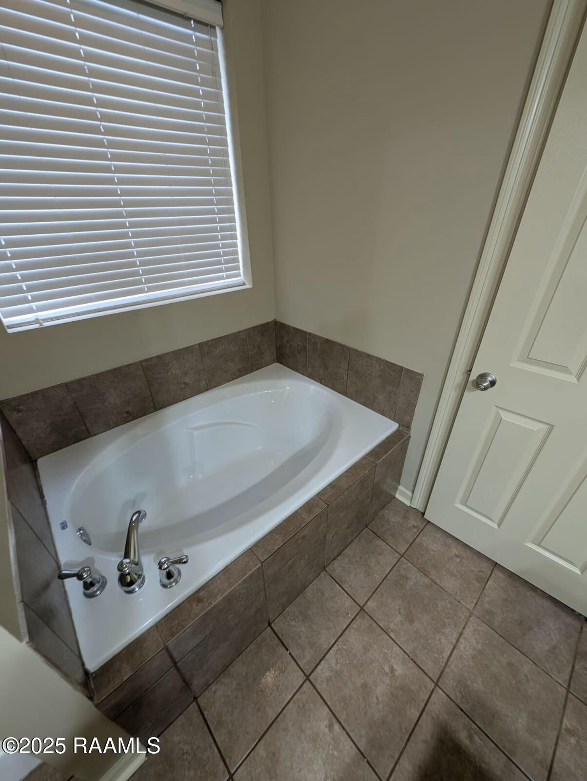 202 Chevalier Boulevard Lafayette, LA 70503 - Photo 10 of 13 tempImagenOdX1Y