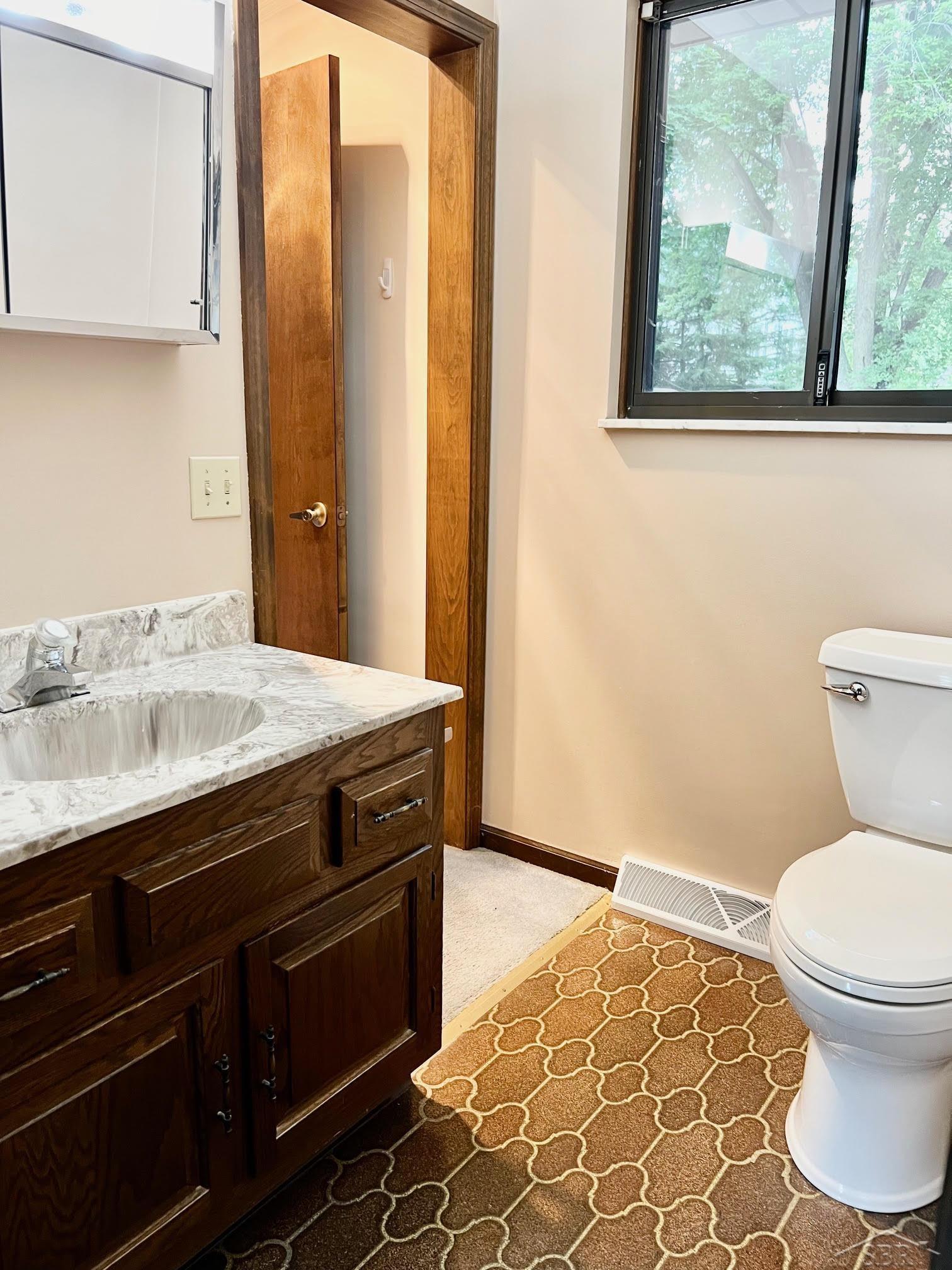 3335 Hemmeter Road Saginaw, MI 48603 - Photo 28 of 48 50154561-c5475850-da89-453a-95e1-755e6ab73d19.JPG
