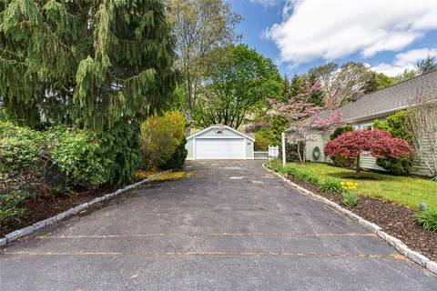 $399,000 | 109 Pinegrove Avenue, Warwick, RI 02889