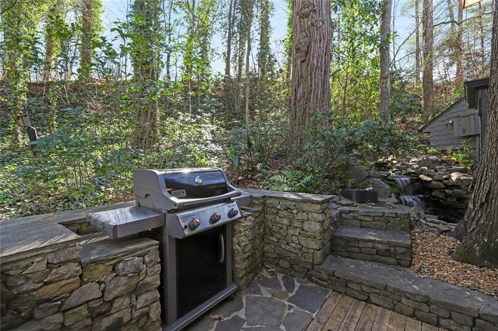562 Pine Valley Road Southeast Marietta, GA 30067 - Photo 18 of 50