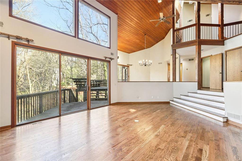 562 Pine Valley Road Southeast Marietta, GA 30067 - Photo 5 of 50