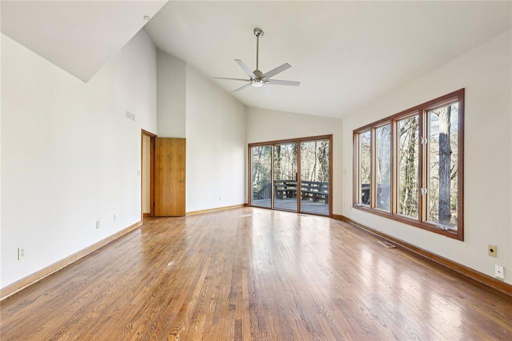 562 Pine Valley Road Southeast Marietta, GA 30067 - Photo 10 of 50