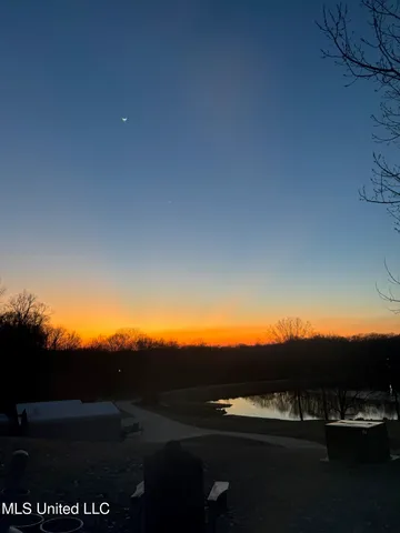 $550,000 | 317 Lakeview Drive, Yazoo City, MS 39194