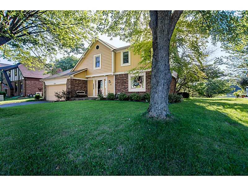 8115 Castle Lake Road Indianapolis, IN 46256 - Photo 2 of 23 Gallery Image 2