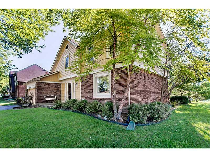 8115 Castle Lake Road Indianapolis, IN 46256 - Photo 3 of 23 Gallery Image 3
