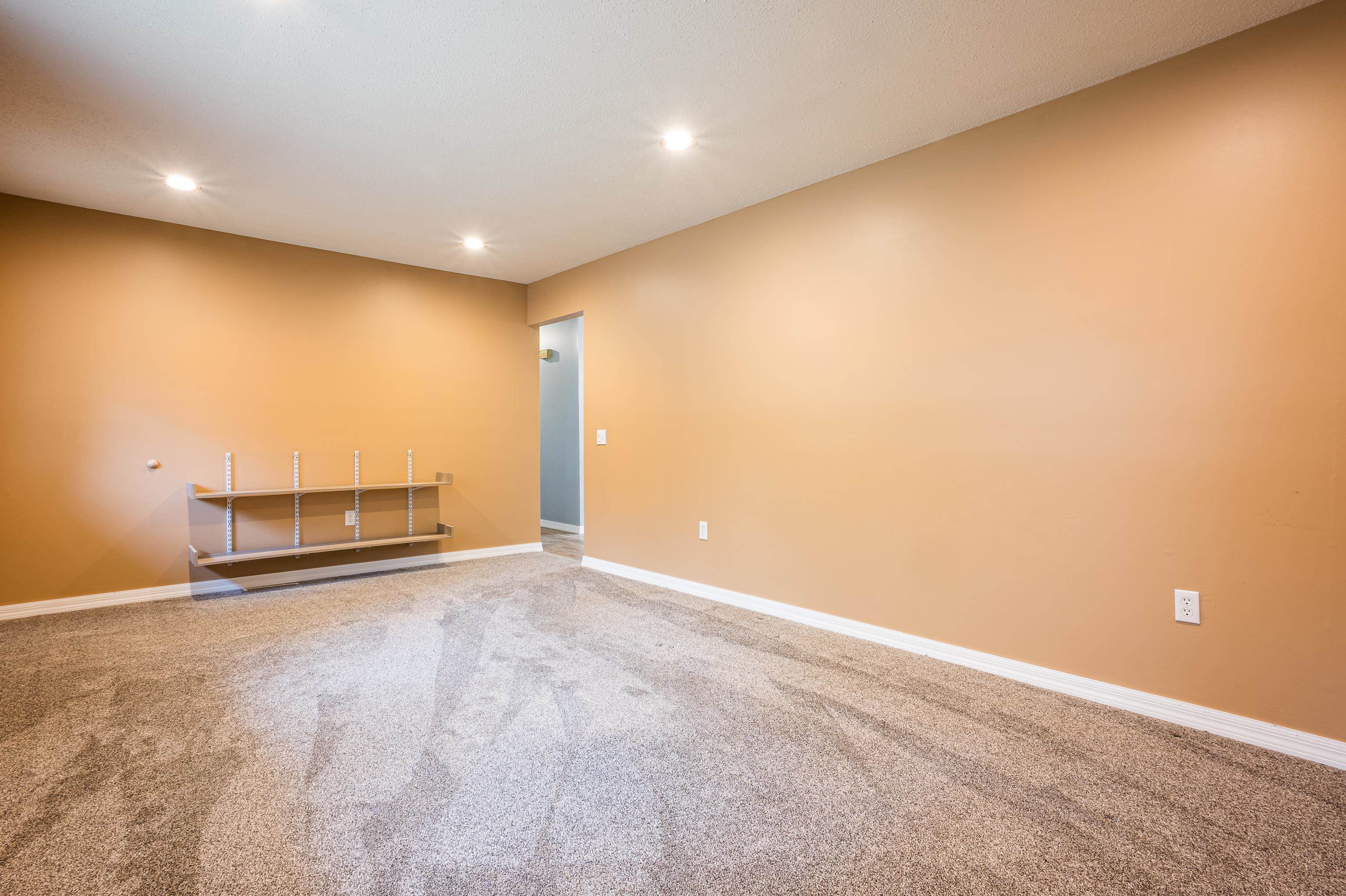 1096 Wiggins Lake Road Gladwin, MI 48624 - Photo 4 of 69 Gallery Image 4