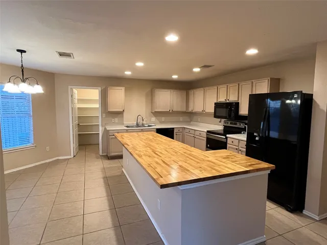 $2,895 | 4406 Cisco Valley Drive, Round Rock, TX 78664