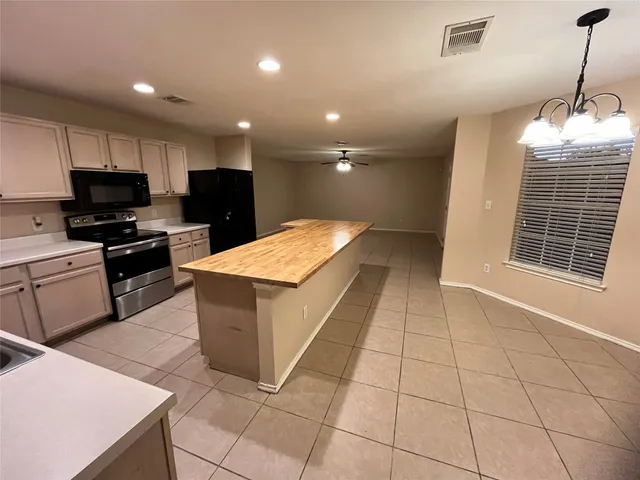 $2,895 | 4406 Cisco Valley Drive, Round Rock, TX 78664
