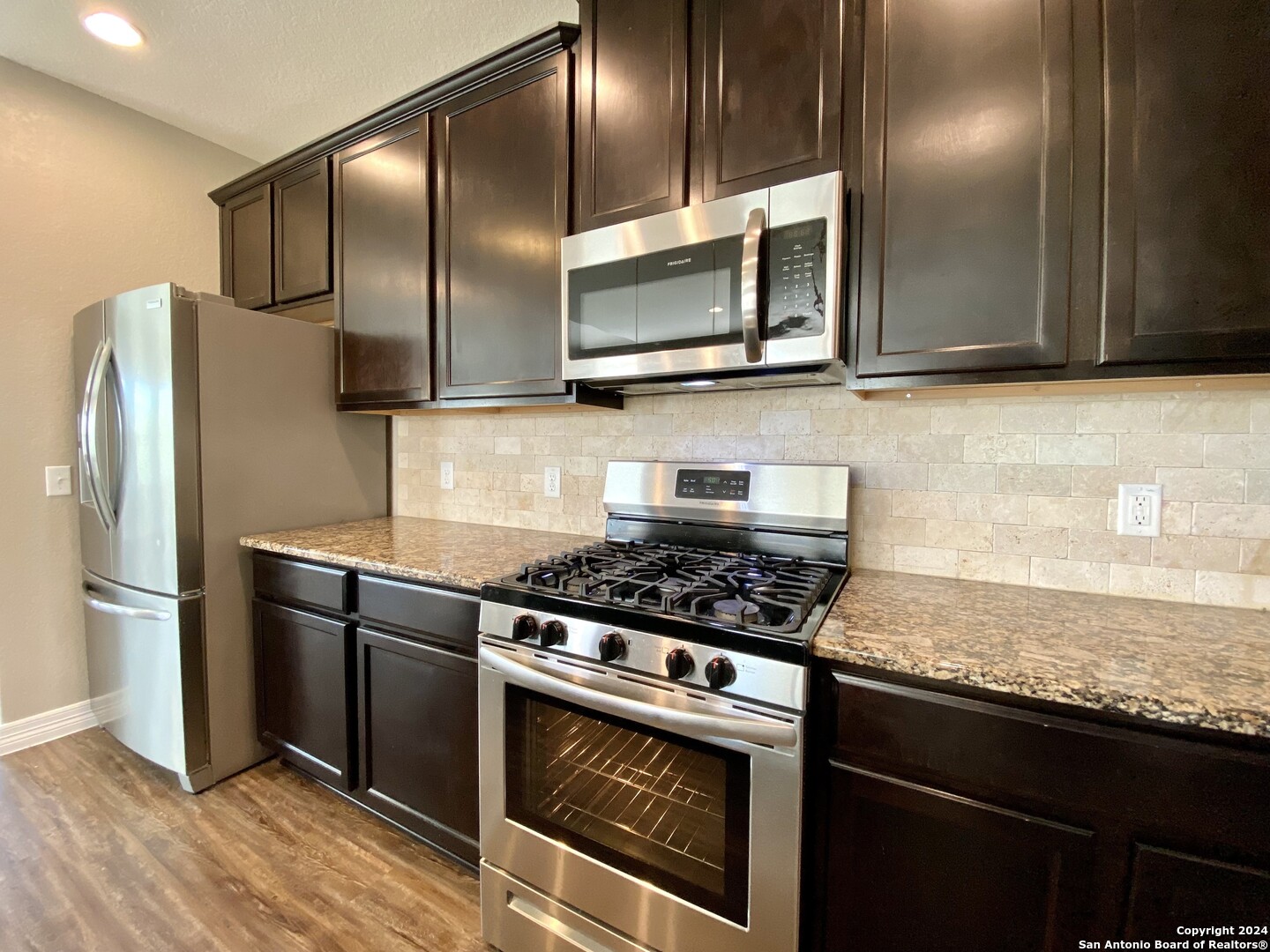 1206 Ranch Falls San Antonio, TX 78245 - Photo 20 of 92