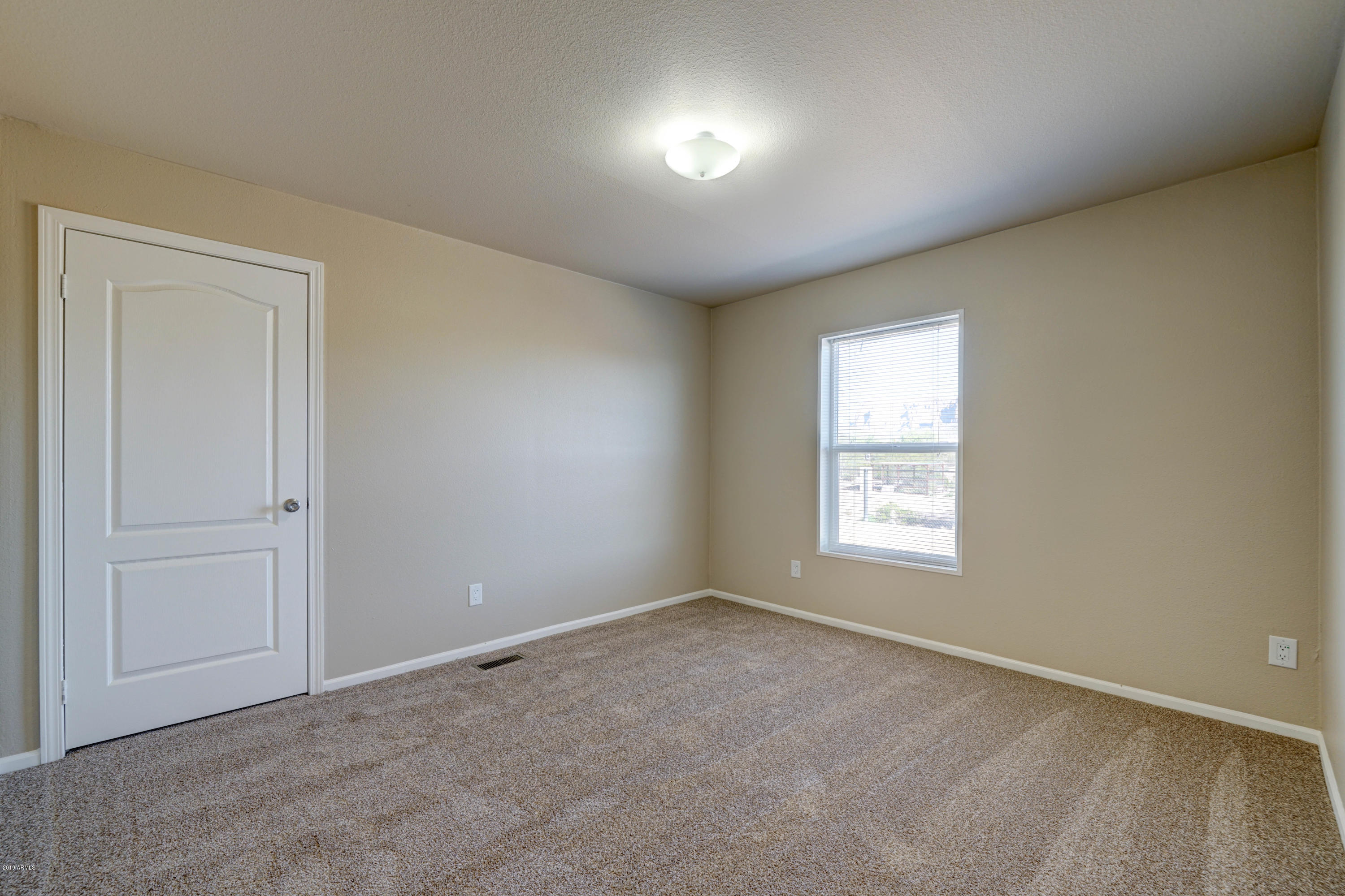 487 North Cortez Road Apache Junction, AZ 85119 - Photo 19 of 41 487 N Cortez-24