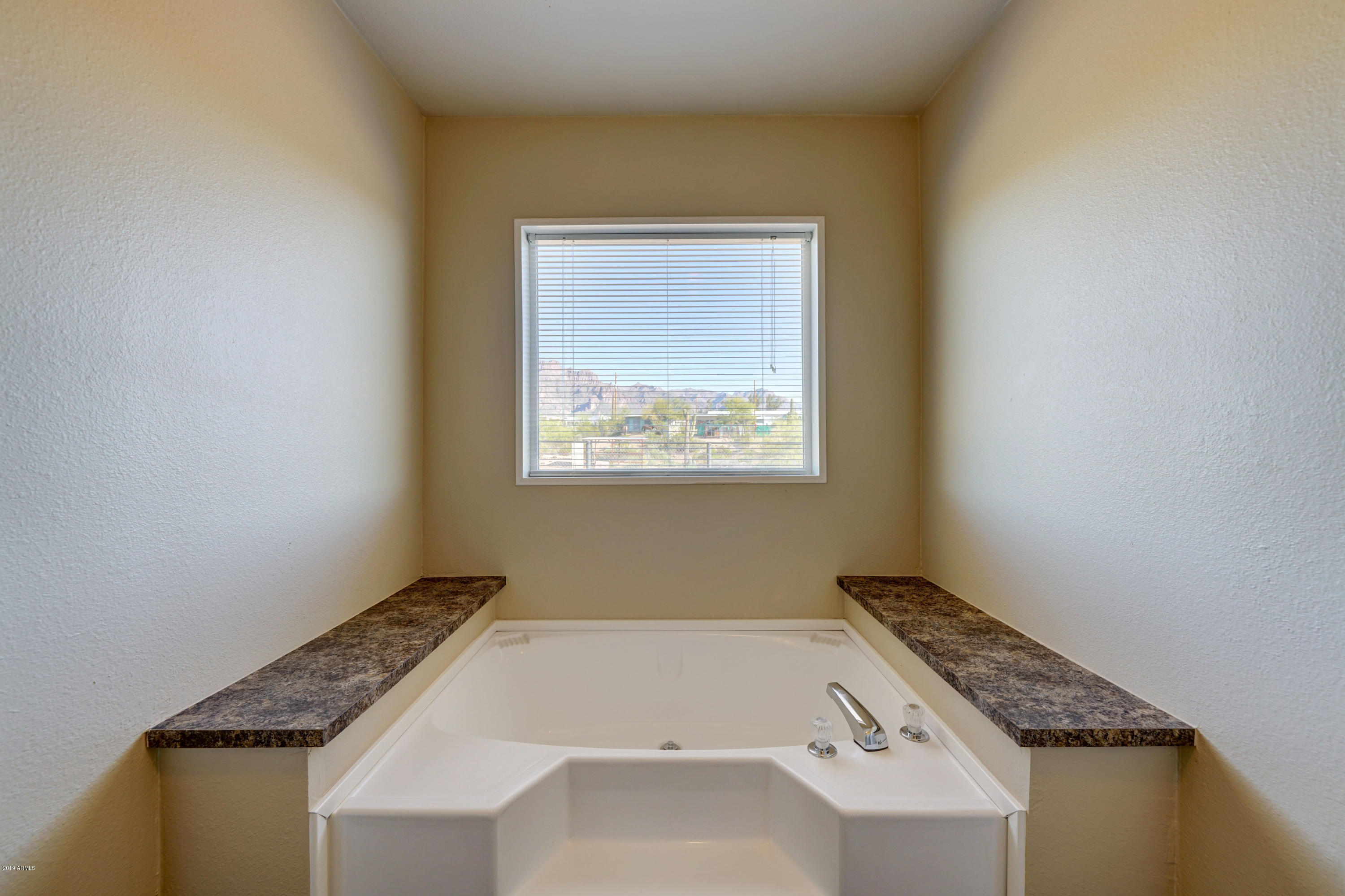 487 North Cortez Road Apache Junction, AZ 85119 - Photo 36 of 41 487 N Cortez-41