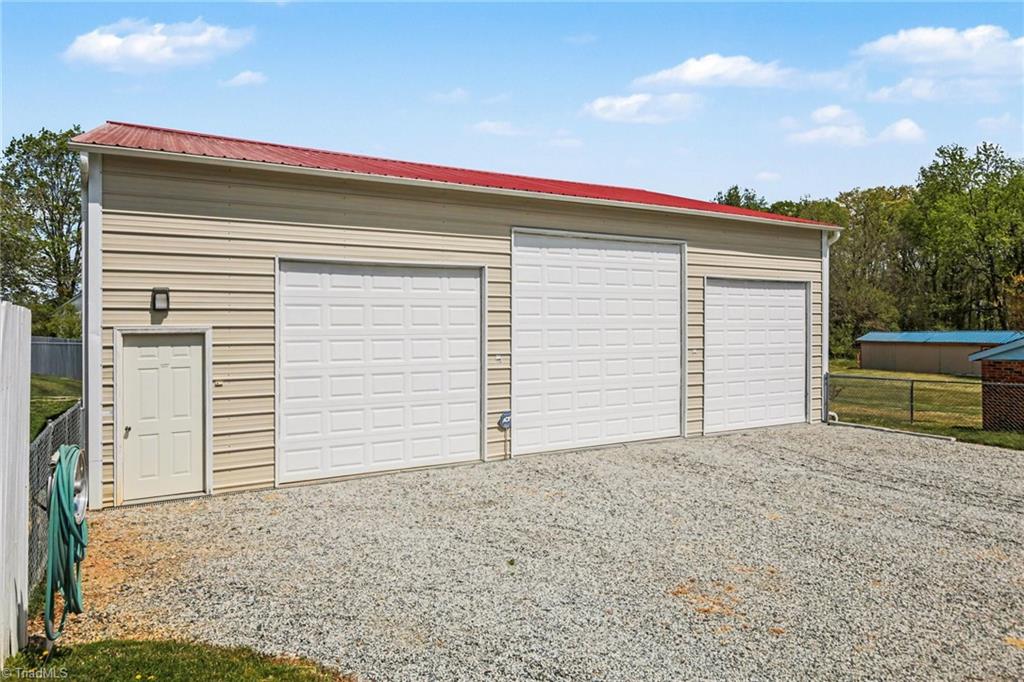 4474 Old Randleman Road Greensboro, NC 27406 - Photo 3 of 27