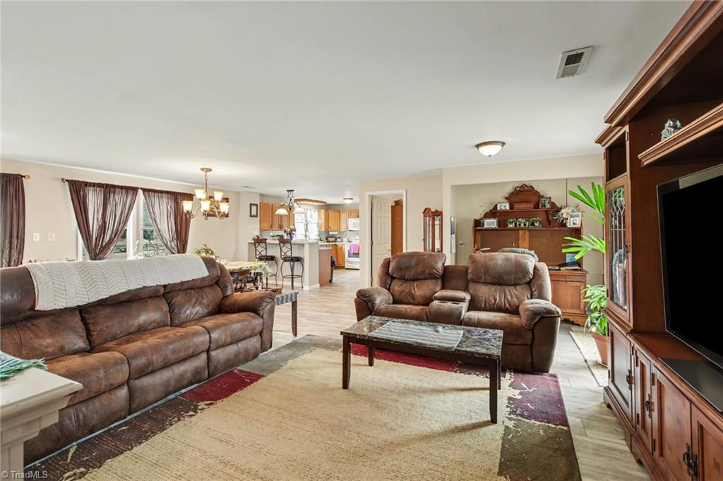 4474 Old Randleman Road Greensboro, NC 27406 - Photo 7 of 27
