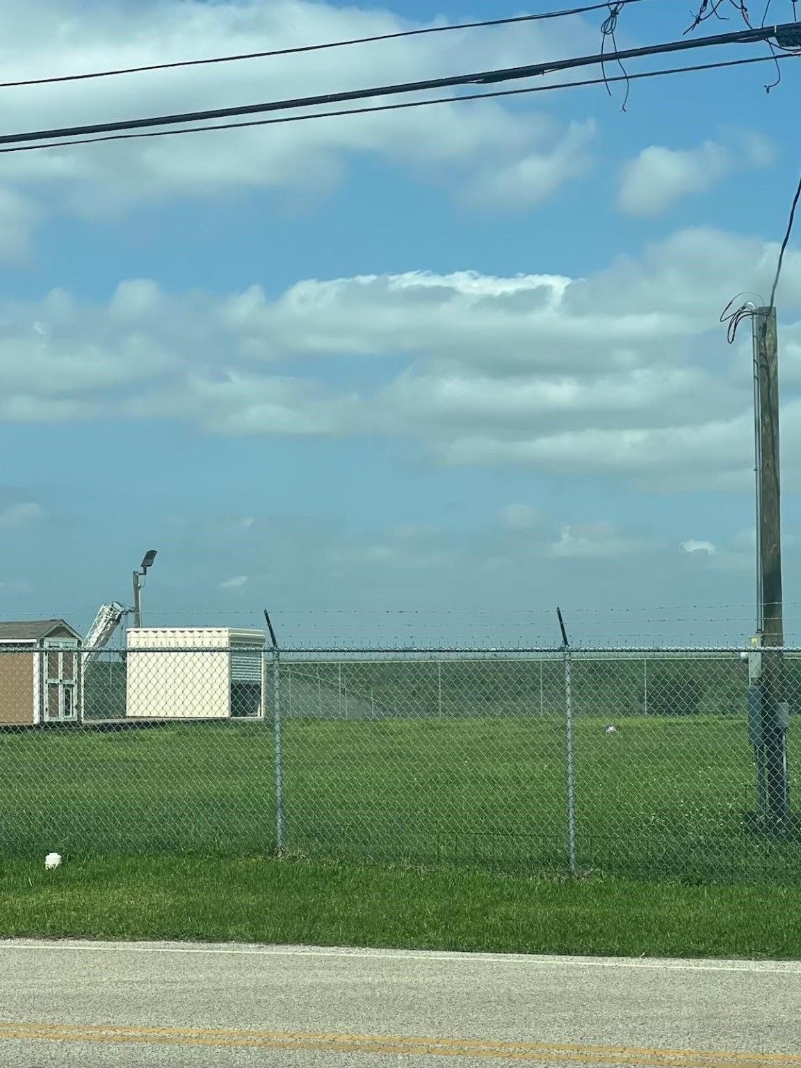 908 Lakeside Drive Channelview, TX 77530 - Photo 10 of 15