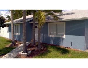 6315 Bischoff Road West Palm Beach, FL 33413 - Photo 1 of 6 FRONT