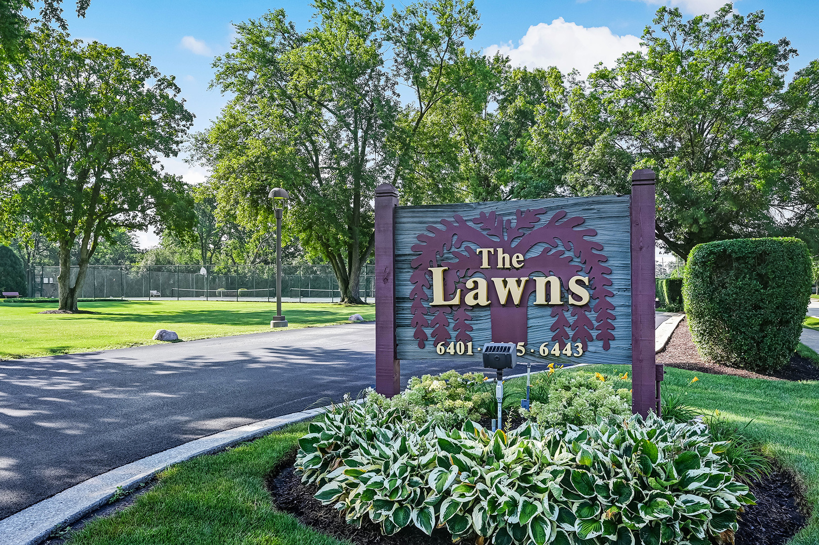 6401 Clarendon Hills Road, Unit 207 Willowbrook, IL 60527 - Photo 17 of 18