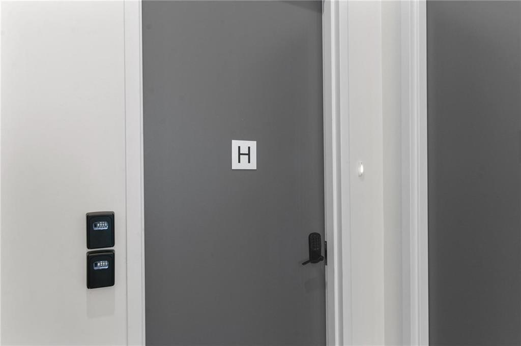 315 Main Street, Unit H Bay St. Louis, MS 39520 - Photo 7 of 33