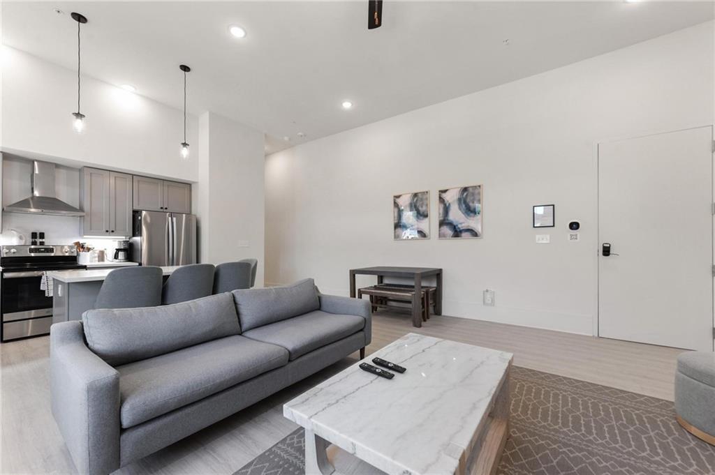 315 Main Street, Unit H Bay St. Louis, MS 39520 - Photo 9 of 33