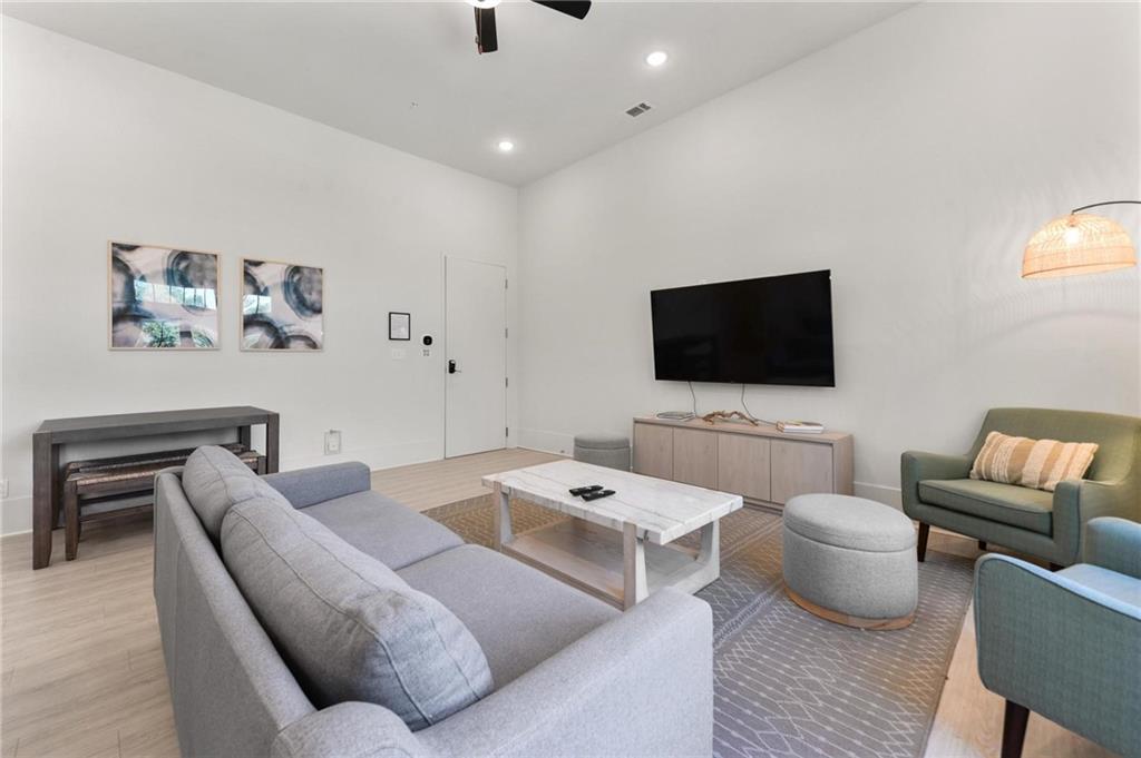 315 Main Street, Unit H Bay St. Louis, MS 39520 - Photo 10 of 33